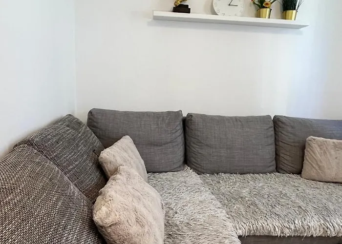 Lalica شقة سبليت